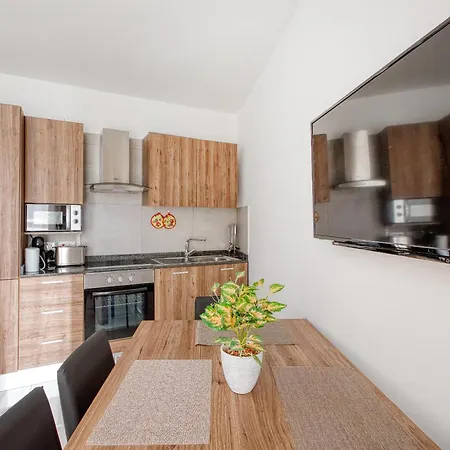 Seafront 2br Fully Equipped With Comfy Bed Qawra By 360 Estates *