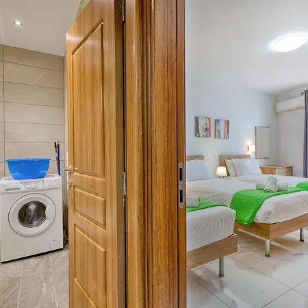 Seafront 2br Fully Equipped With Comfy Bed Qawra By 360 Estates * St. Paul's Bay