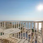 Seafront 2br Fully Equipped With Comfy Bed Qawra By 360 Estates