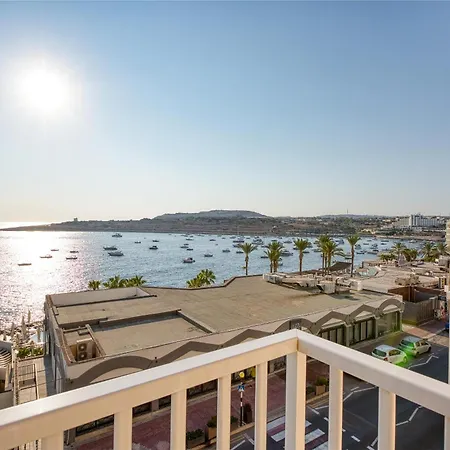 Seafront 2br Fully Equipped With Comfy Bed Qawra By 360 Estates