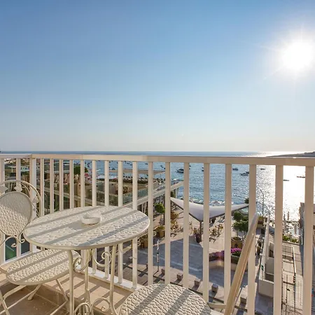 Seafront 2br Fully Equipped With Comfy Bed Qawra By 360 Estates