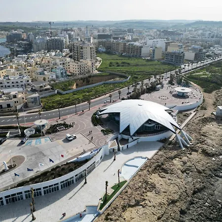 Seafront 2br Fully Equipped With Comfy Bed Qawra By 360 Estates דירה