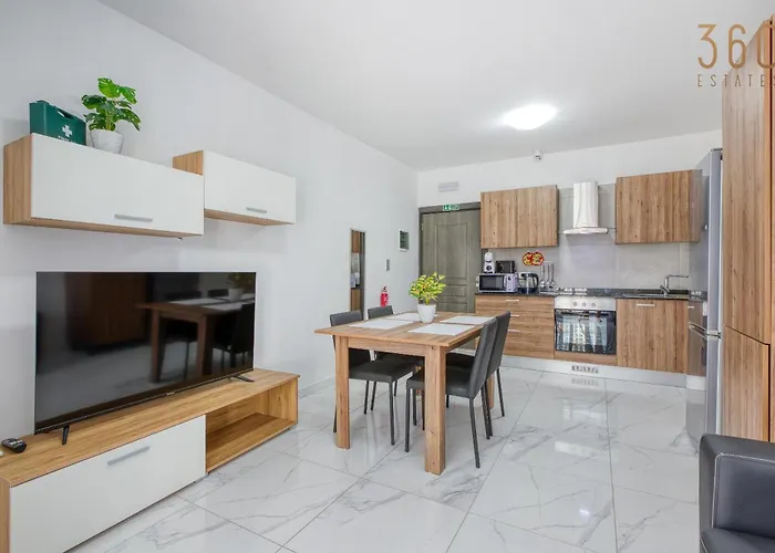 Seafront 2br Fully Equipped With Comfy Bed Qawra By 360 Estates Daire