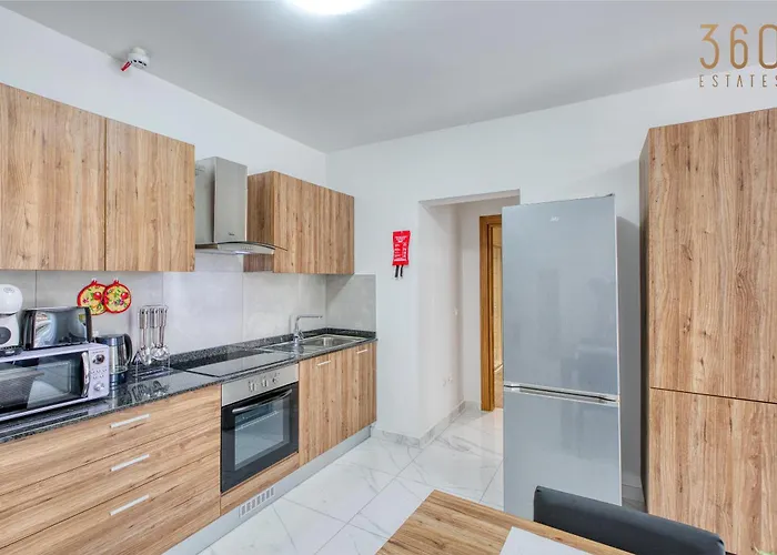 Daire Seafront 2br Fully Equipped With Comfy Bed Qawra By 360 Estates St. Paul's Bay