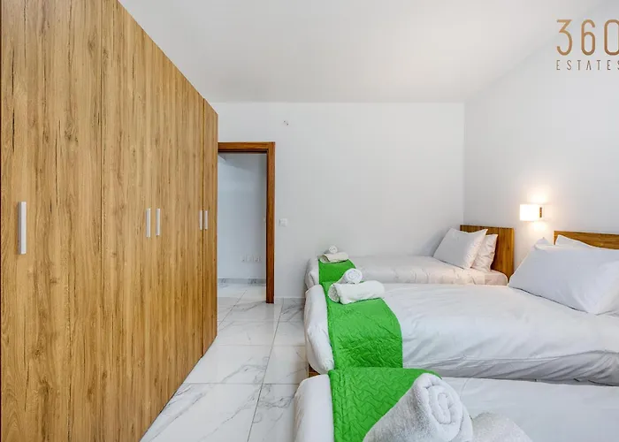 Seafront 2br Fully Equipped With Comfy Bed Qawra By 360 Estates *