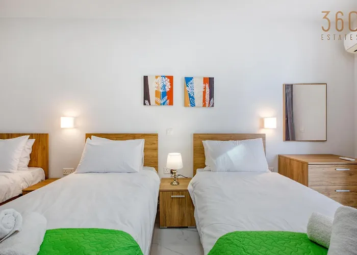 Daire Seafront 2br Fully Equipped With Comfy Bed Qawra By 360 Estates St. Paul's Bay