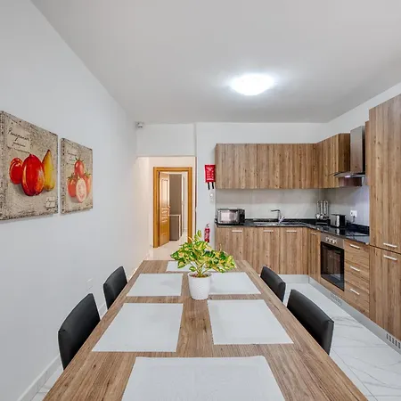 Seafront 2br Fully Equipped With Comfy Bed Qawra By 360 Estates 圣保罗湾城